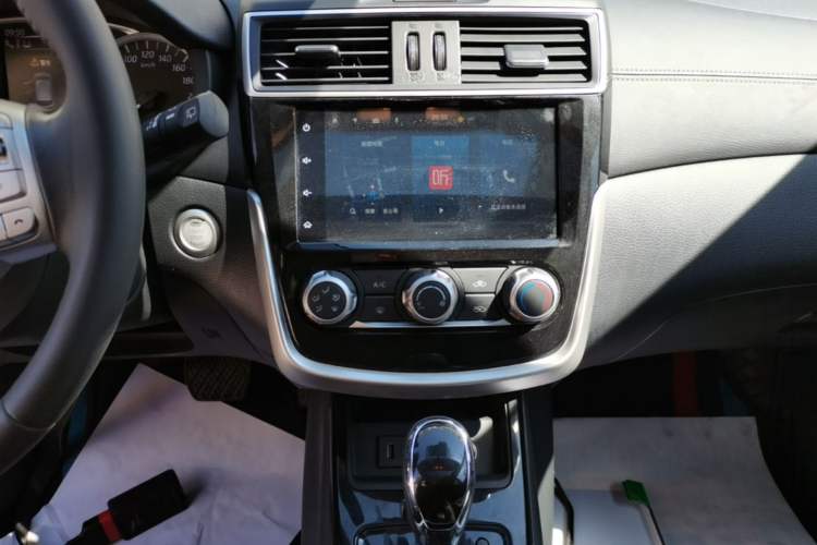 Used Nissan Tiida 2021 1.6L CVT Smart Drive Edition Audio And AC Panel