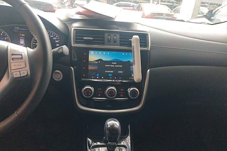 Used Nissan Tiida 2021 1.6L CVT Smart Drive Edition Audio And AC Panel