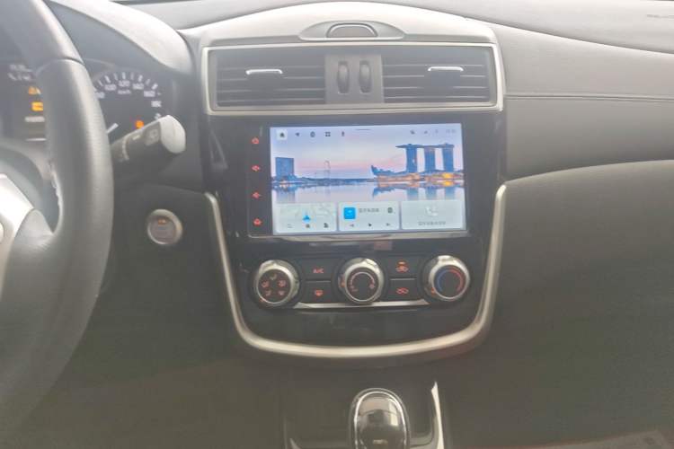 Used Nissan Tiida 2021 1.6L CVT Smart Drive Edition Audio And AC Panel