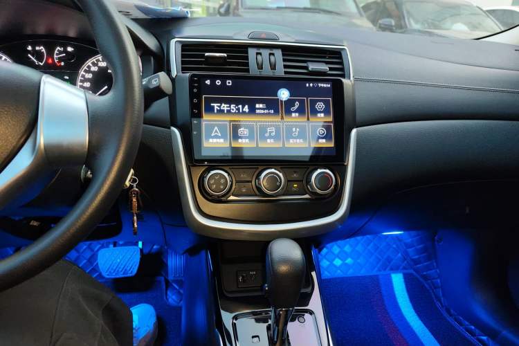 Used Nissan Tiida 2021 1.6L CVT Cool Edition Audio And AC Panel