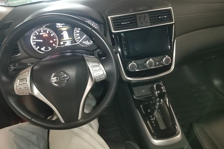 Used Nissan Tiida 2021 1.6L CVT Smart Drive Edition Center Console