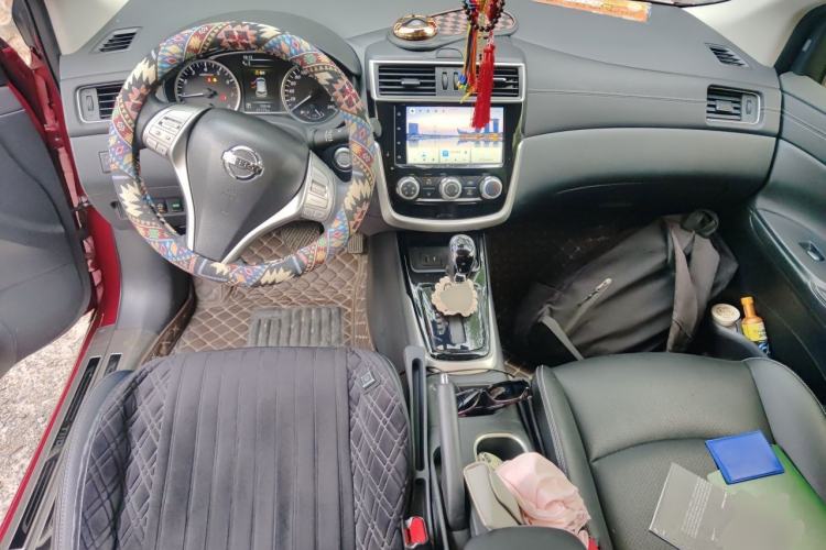 Used Nissan Tiida 2021 1.6L CVT Smart Drive Edition Center Console