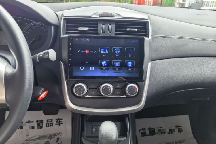 Used Nissan Tiida 2021 1.6L CVT Cool Edition Center Console