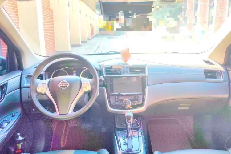 Used Nissan Tiida 2021 1.6L CVT ZhiZun Edition Center Console
