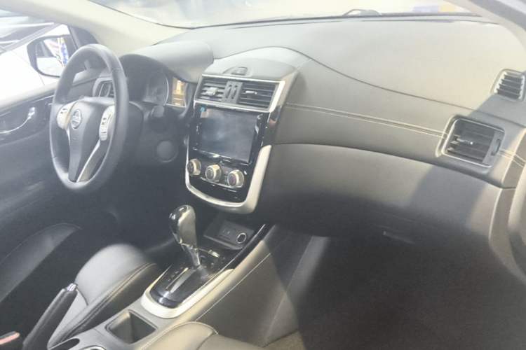 Used Nissan Tiida 2021 1.6L CVT Smart Drive Edition Center Console