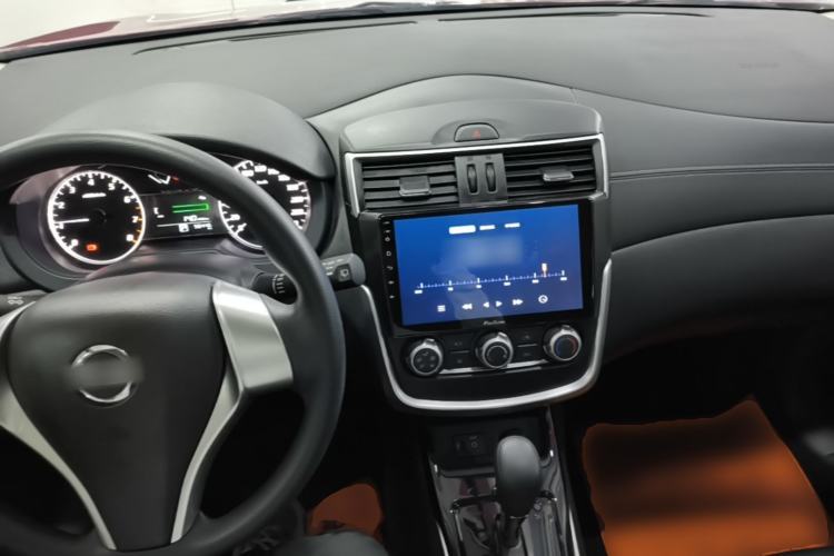 Used Nissan Tiida 2021 1.6L CVT Cool Edition Center Console