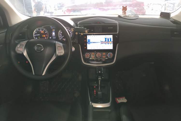 Used Nissan Tiida 2021 1.6L CVT Smart Drive Edition Center Console