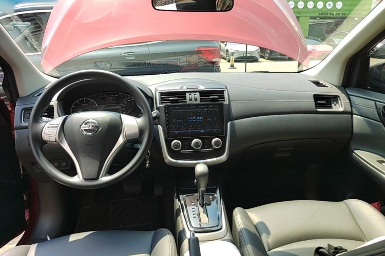 Used Nissan Tiida 2021 1.6L CVT Cool Edition Center Console