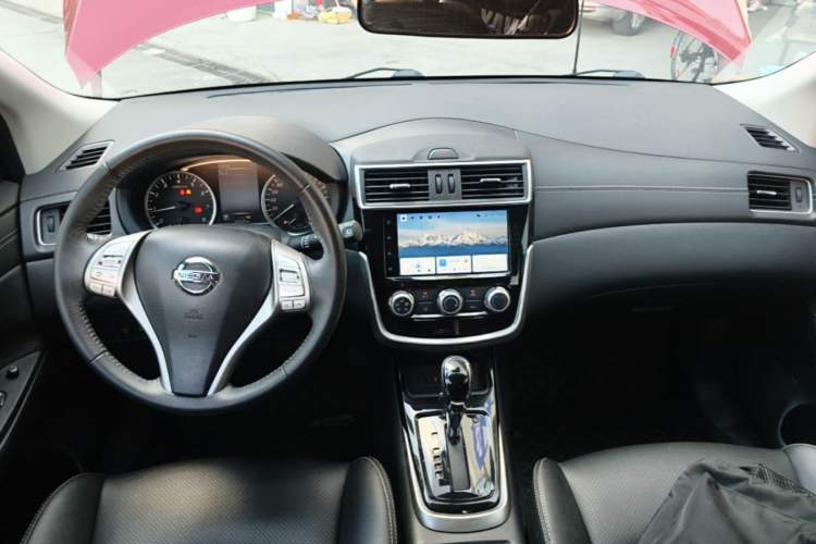 Used Nissan Tiida 2021 1.6L CVT Smart Drive Edition Center Console