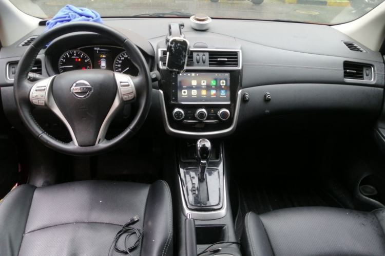 Used Nissan Tiida 2021 1.6L CVT Smart Drive Edition Center Console