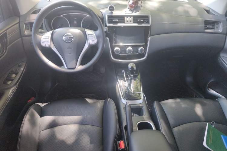 Used Nissan Tiida 2021 1.6L CVT Smart Drive Edition Center Console