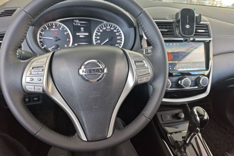 Used Nissan Tiida 2021 1.6L CVT Smart Drive Edition Center Console