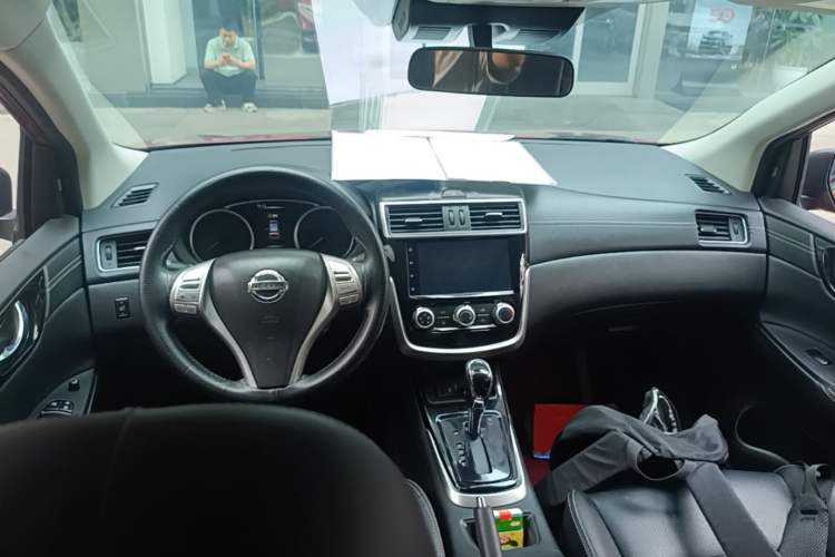 Used Nissan Tiida 2021 1.6L CVT Smart Drive Edition Center Console