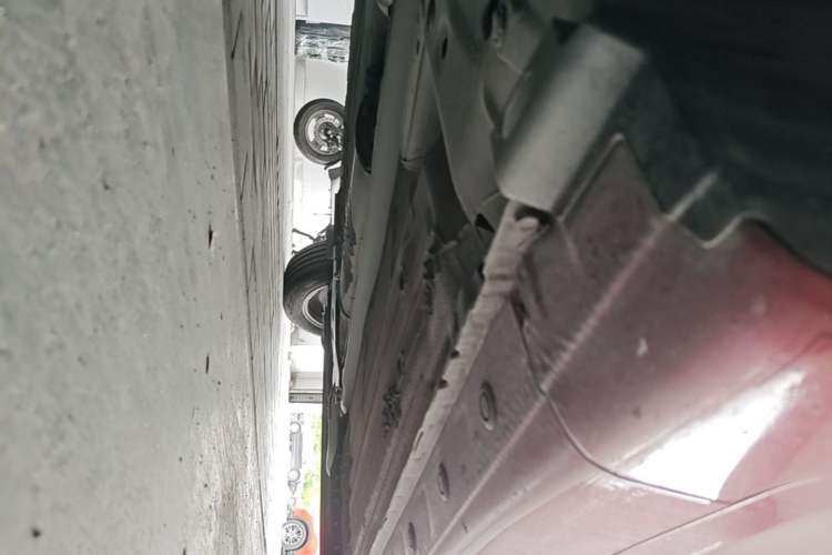 Used Nissan Tiida 2021 1.6L CVT Cool Edition Chassis Front Left