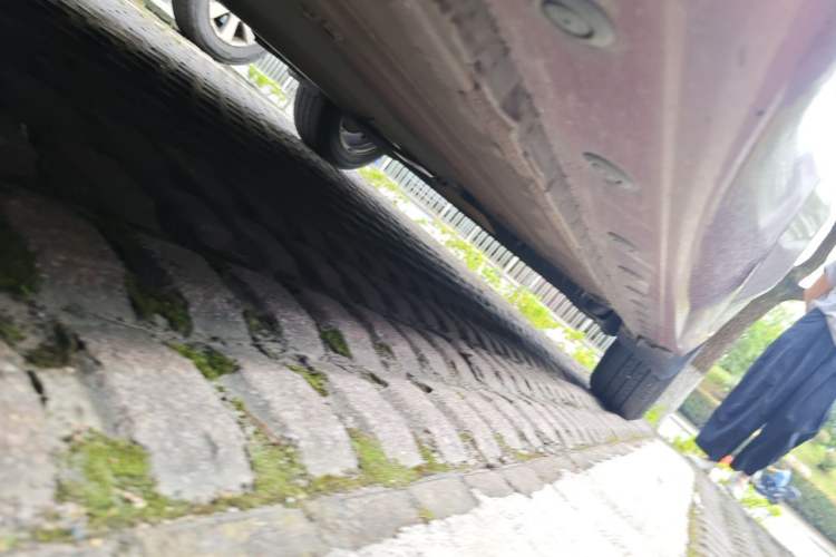 Used Nissan Tiida 2021 1.6L CVT Cool Edition Chassis Front Left