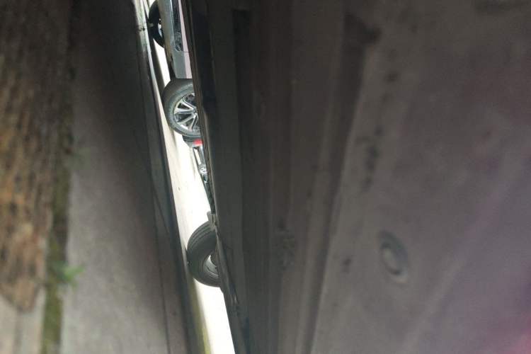Used Nissan Tiida 2021 1.6L CVT Cool Edition Chassis Front Left
