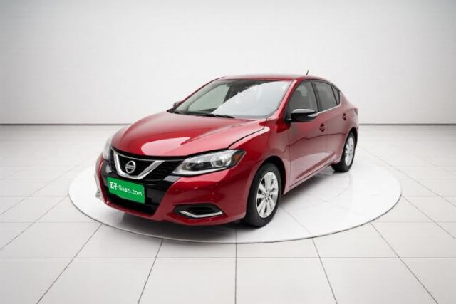 Ojetý Nissan Tiida 2021 1.6L CVT Smart Drive Edition