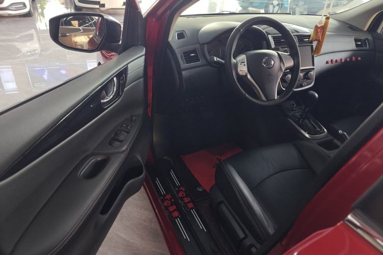 Used Nissan Tiida 2021 1.6L CVT Cool Edition Driver Seat