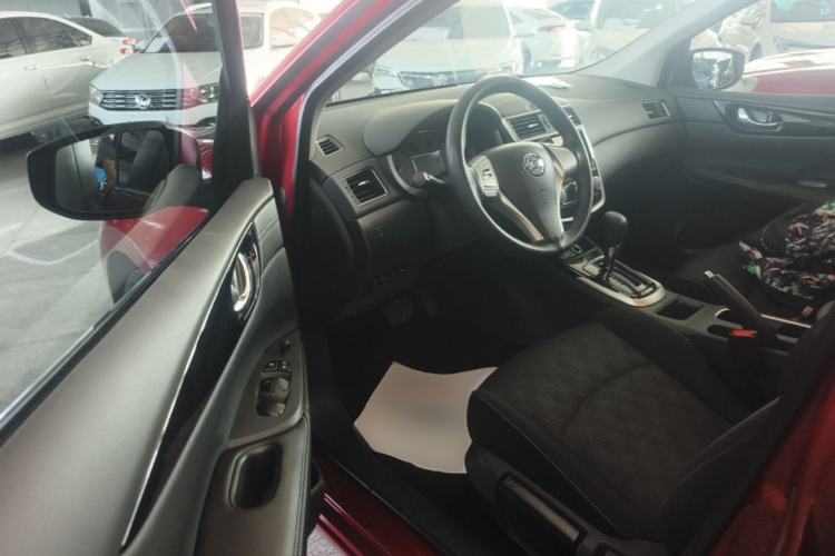 Used Nissan Tiida 2021 1.6L CVT Cool Edition Driver Seat