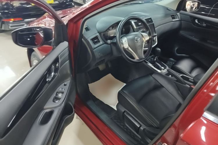 Used Nissan Tiida 2021 1.6L CVT Cool Edition Driver Seat