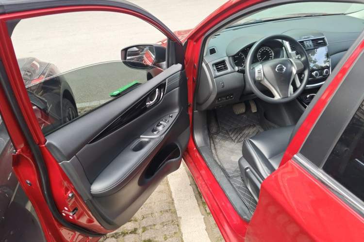 Used Nissan Tiida 2021 1.6L CVT Cool Edition Driver Seat