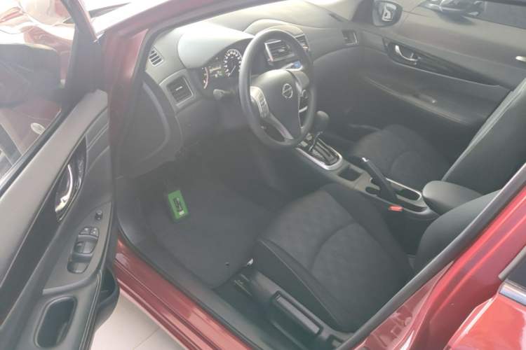 Used Nissan Tiida 2021 1.6L CVT Cool Edition Driver Seat