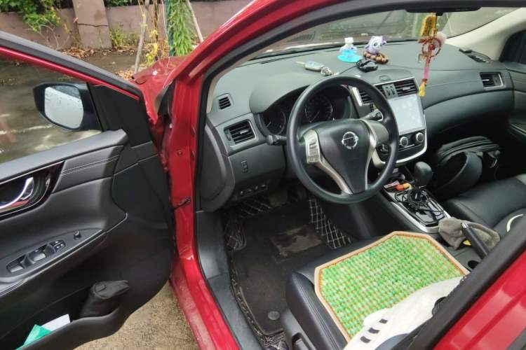 Used Nissan Tiida 2021 1.6L CVT Cool Edition Driver Seat