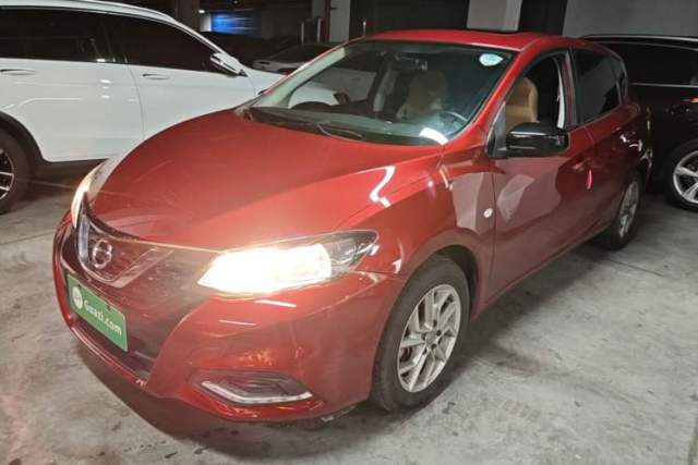 Ojetý Nissan Tiida 2021 1.6L CVT Cool Edition