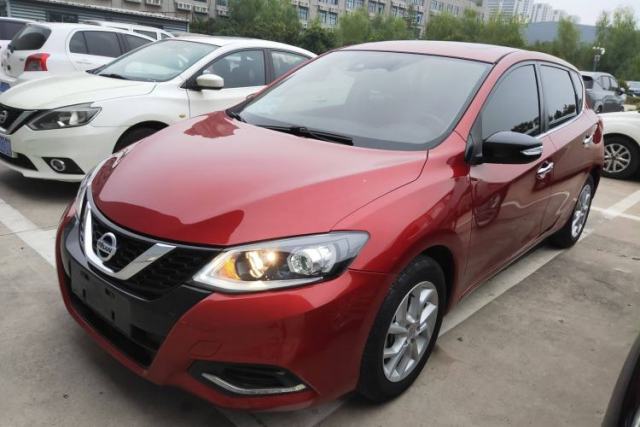 Ojetý Nissan Tiida 2021 1.6L CVT Smart Drive Edition