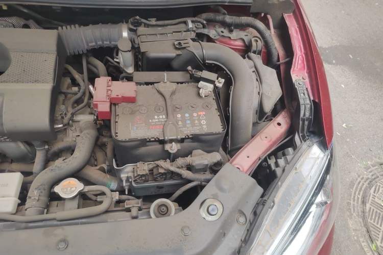 Used Nissan Tiida 2021 1.6L CVT Smart Drive Edition Engine Bay Left
