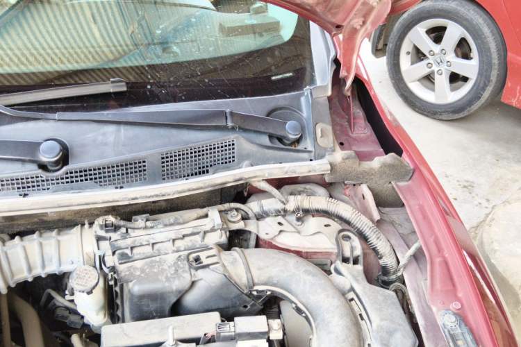 Used Nissan Tiida 2021 1.6L CVT Smart Drive Edition Engine Bay Left