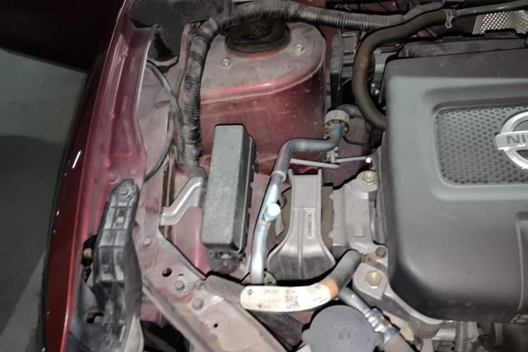 Used Nissan Tiida 2021 1.6L CVT Smart Drive Edition Engine Bay Right