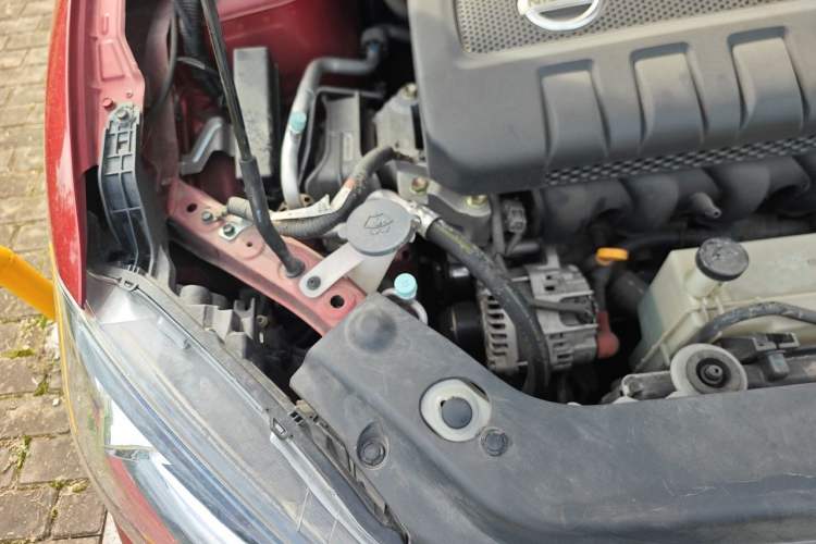 Used Nissan Tiida 2021 1.6L CVT ZhiZun Edition Engine Bay Right