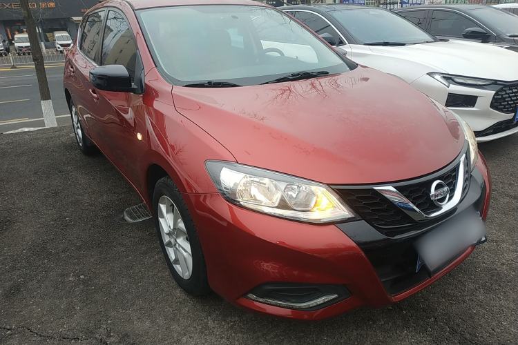 Used Nissan Tiida 2021 1.6L CVT Cool Edition Front Right 45 Deg