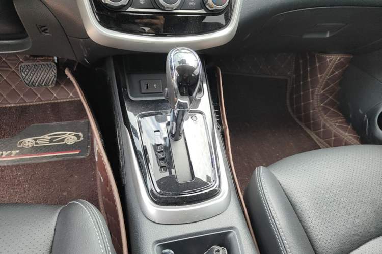 Used Nissan Tiida 2021 1.6L CVT Smart Drive Edition Gear Lever
