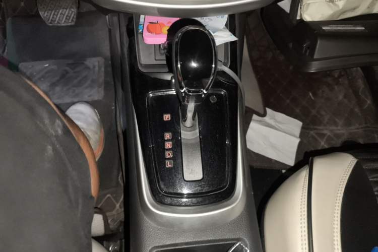 Used Nissan Tiida 2021 1.6L CVT Smart Drive Edition Gear Lever