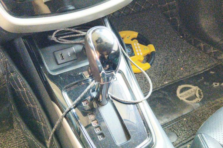 Used Nissan Tiida 2021 1.6L CVT Smart Drive Edition Gear Lever