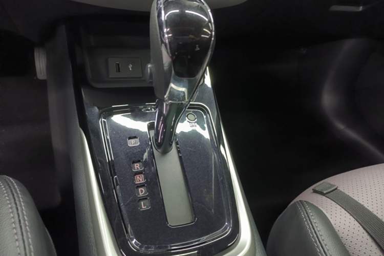 Used Nissan Tiida 2021 1.6L CVT Smart Drive Edition Gear Lever