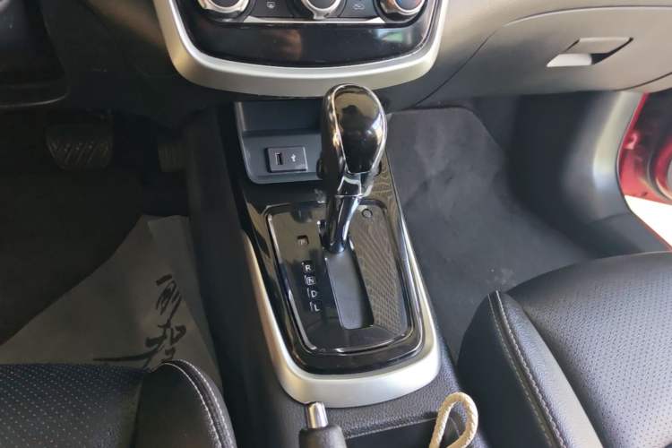 Used Nissan Tiida 2021 1.6L CVT Smart Drive Edition Gear Lever