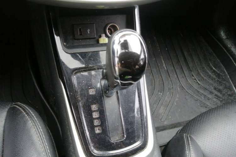 Used Nissan Tiida 2021 1.6L CVT Smart Drive Edition Gear Lever