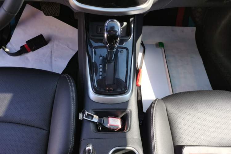 Used Nissan Tiida 2021 1.6L CVT Smart Drive Edition Gear Lever