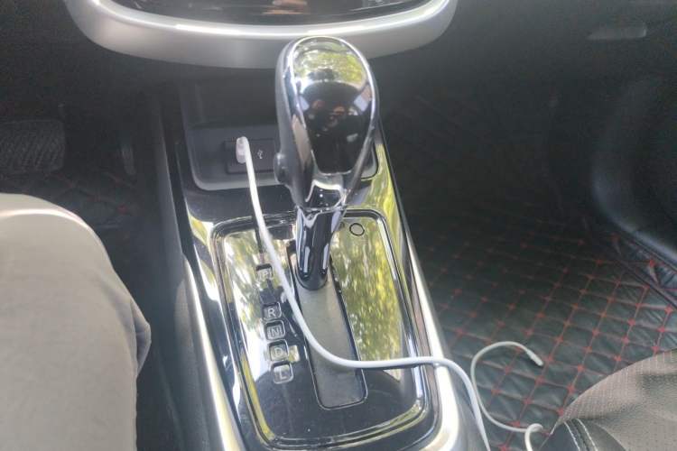 Used Nissan Tiida 2021 1.6L CVT Smart Drive Edition Gear Lever