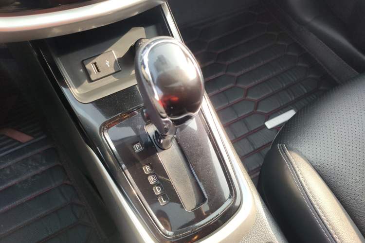 Used Nissan Tiida 2021 1.6L CVT Smart Drive Edition Gear Lever