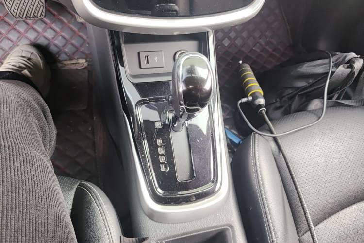 Used Nissan Tiida 2021 1.6L CVT Smart Drive Edition Gear Lever