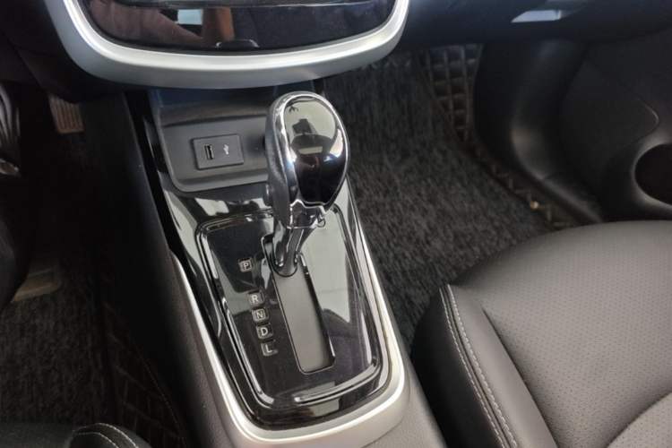 Used Nissan Tiida 2021 1.6L CVT Smart Drive Edition Gear Lever