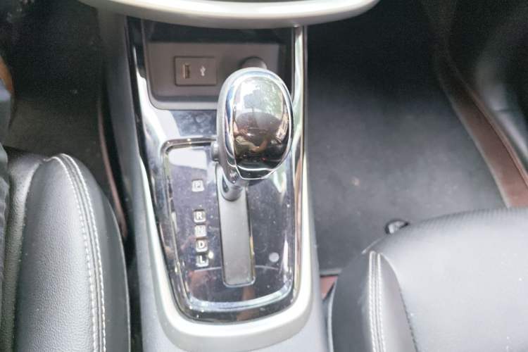 Used Nissan Tiida 2021 1.6L CVT Smart Drive Edition Gear Lever
