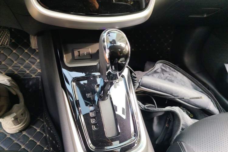 Used Nissan Tiida 2021 1.6L CVT Smart Drive Edition Gear Lever