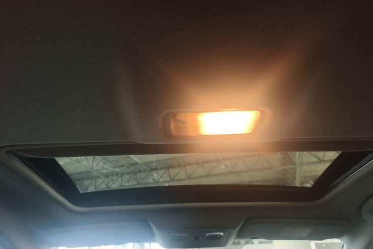Used Nissan Tiida 2021 1.6L CVT Cool Edition Headliner
