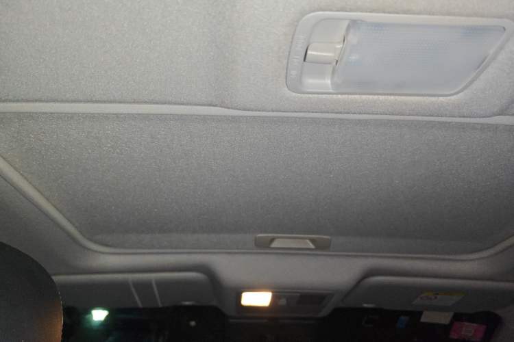 Used Nissan Tiida 2021 1.6L CVT Smart Drive Edition Headliner