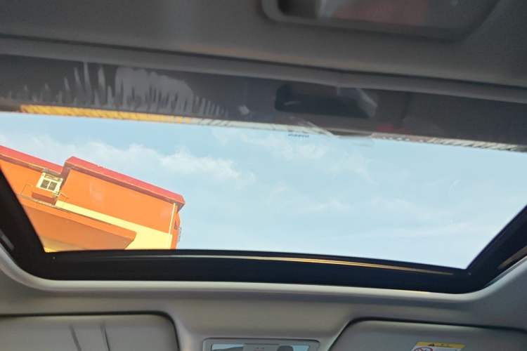 Used Nissan Tiida 2021 1.6L CVT Smart Drive Edition Headliner